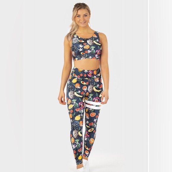 EUC Stronger Label Navy Tropical Fruit Leggings & Biker Shorts Workout Set - Picture 2 of 10